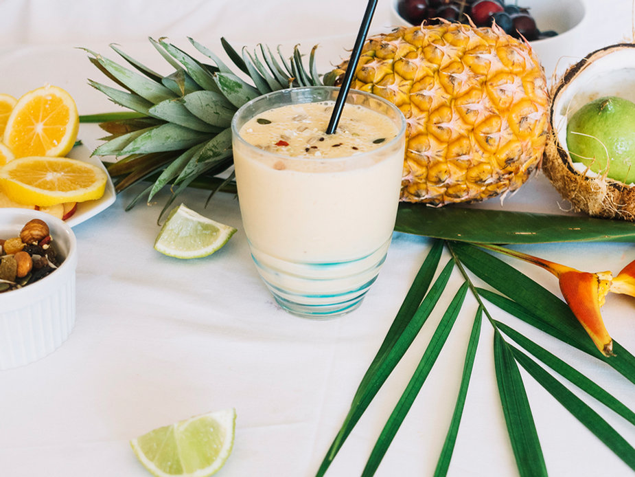 Pineapple and coconut water drink